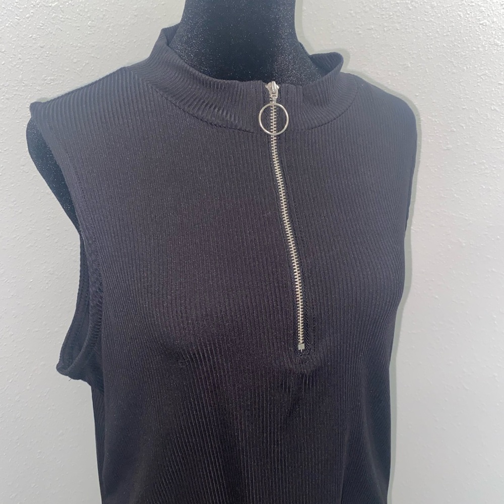 No Boundaries Black Zip-Up Muscle Tee